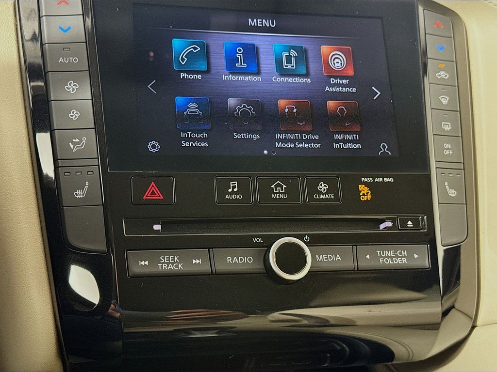 2022 Infiniti QX50 Luxe photo 14