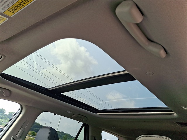 2025 Honda Pilot Touring photo 8
