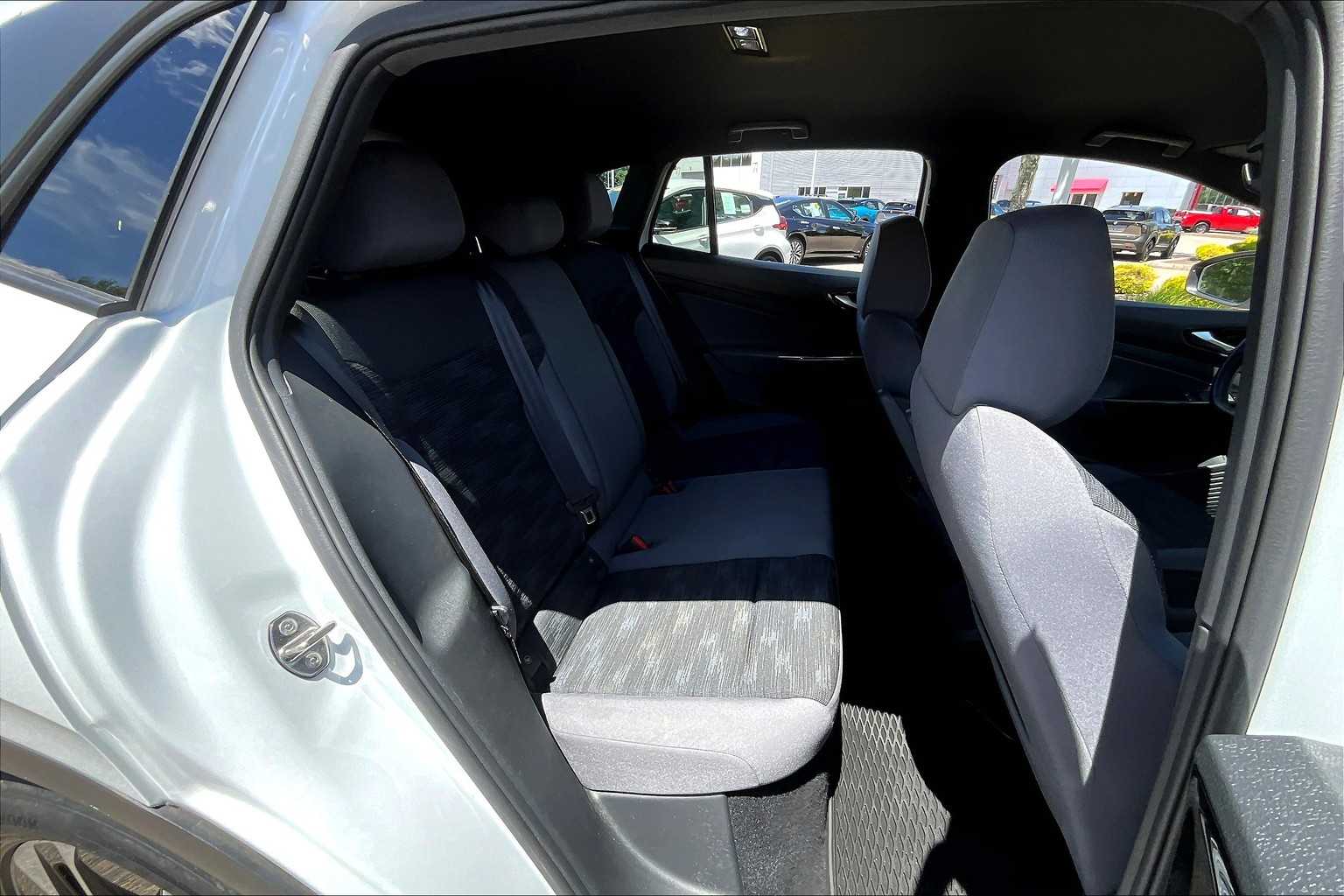 Used 2021 Volkswagen ID.4 PRO with VIN WVGRMPE27MP028031 for sale in North Attleborough, MA