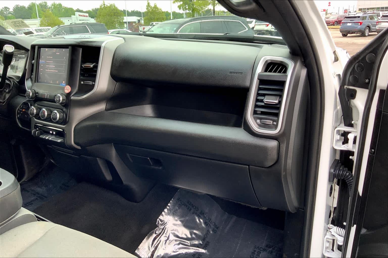 2022 Ram 3500 Big Horn photo 16