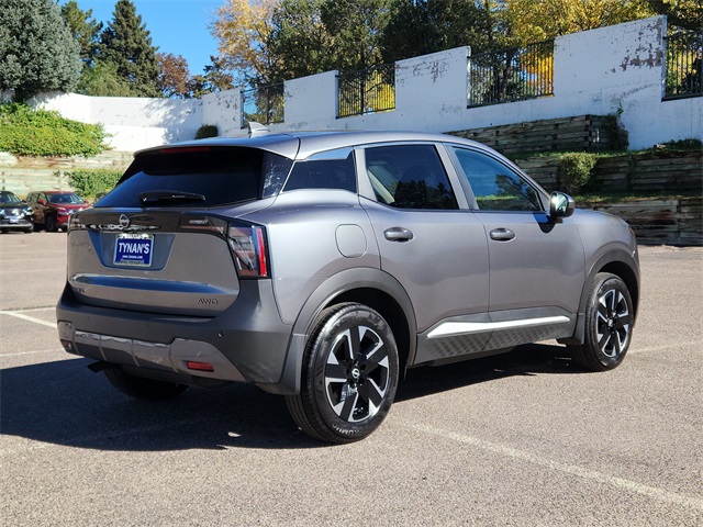 2025 Nissan Kicks SV photo 3