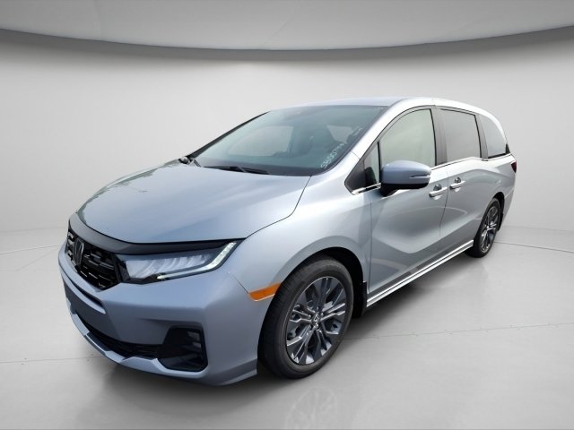 2026 Honda Odyssey Touring photo 3