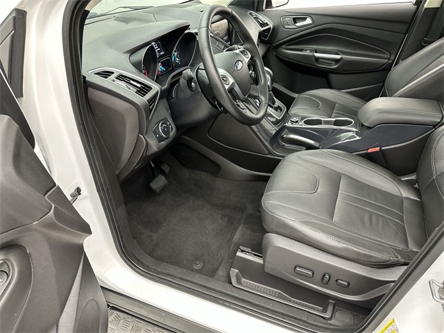 2013 Ford Escape Titanium photo 3