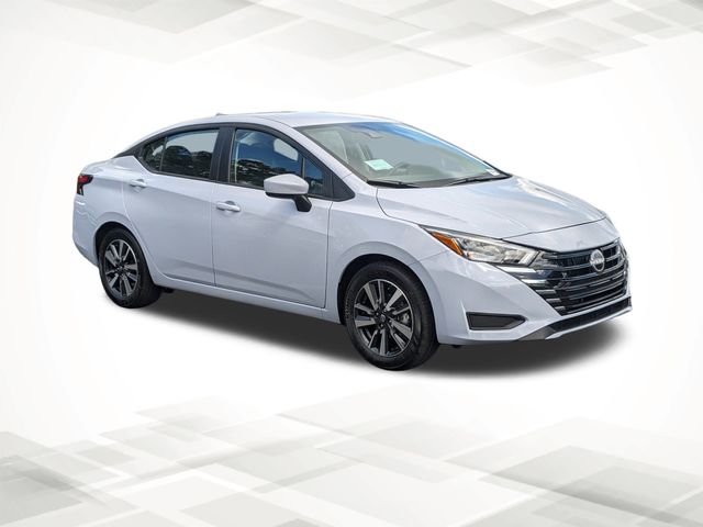 2025 Nissan Versa 1.6 SV photo 2