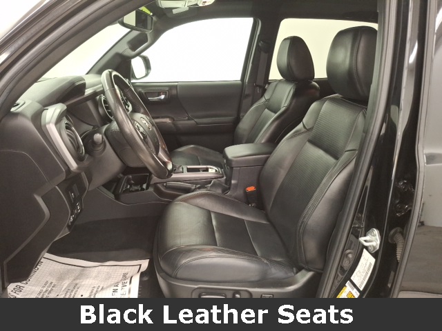 2022 Toyota Tacoma Limited photo 10