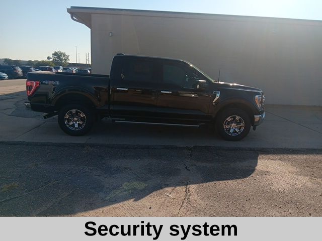 2023 Ford F-150 XLT photo 4