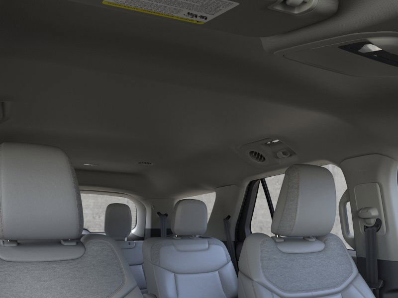 2025 Ford Explorer photo 19