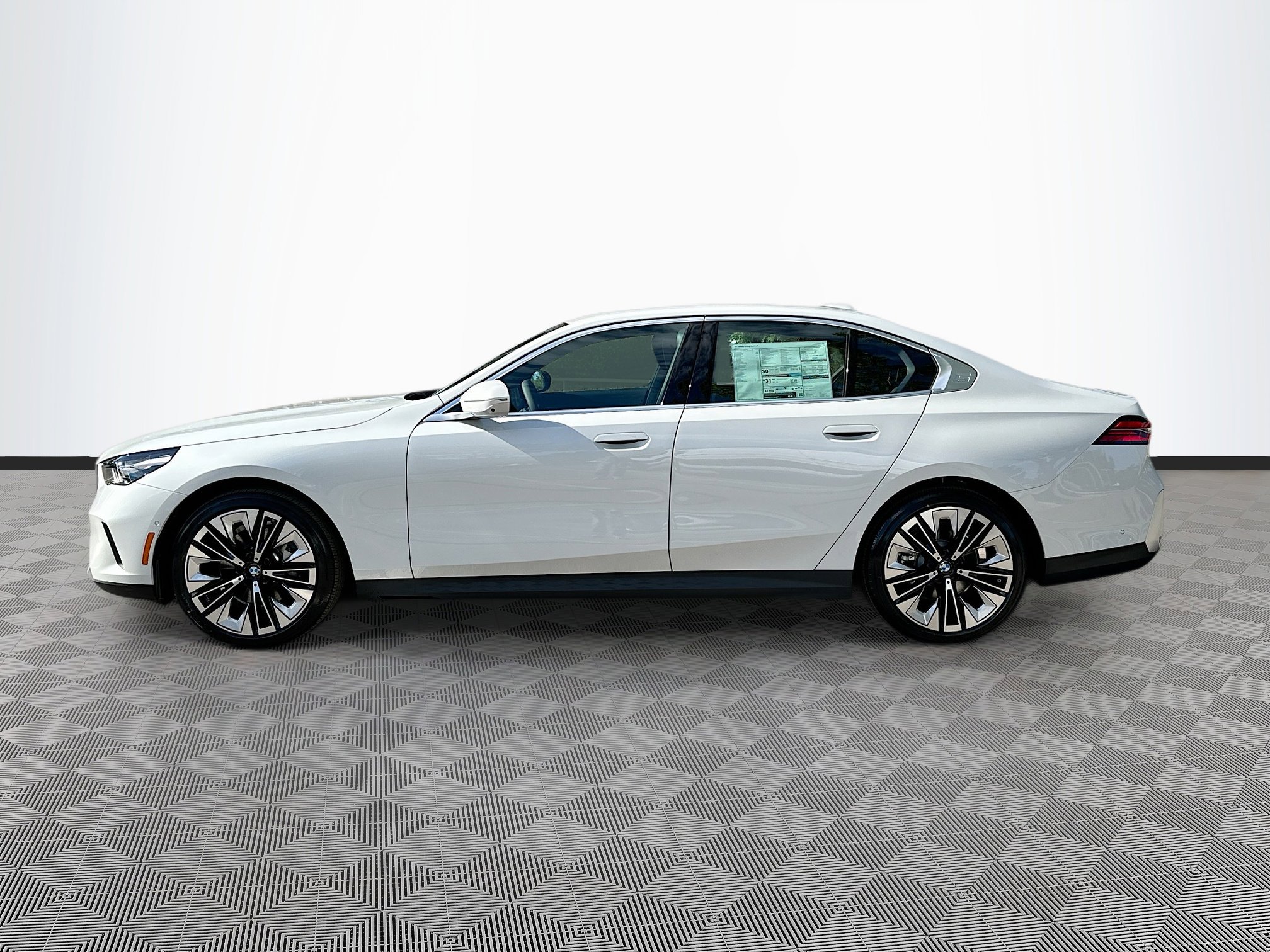 2025 Bmw 530i photo 3