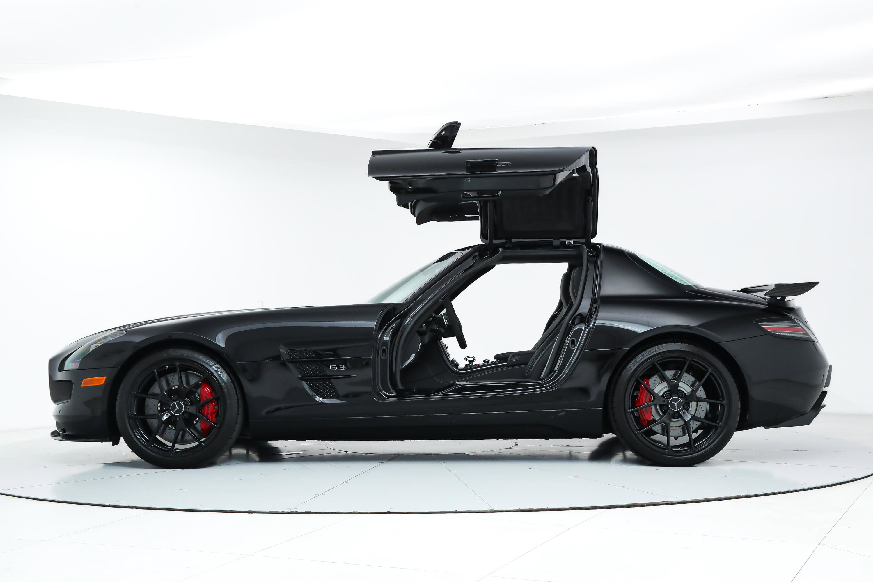 2015 Mercedes Benz SLS AMG photo 15