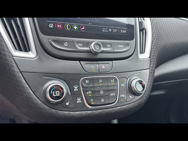 2025 Chevrolet Malibu 1LT photo 19