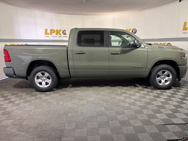 2025 Ram 1500 Big Horn photo 2