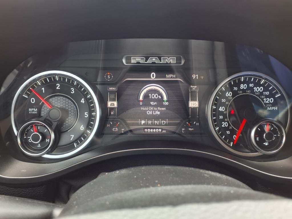 2020 Ram 1500 Laramie photo 18