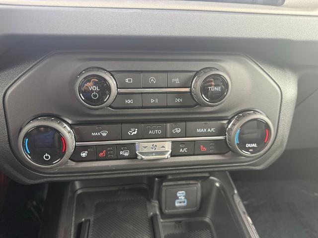 2025 Ford Bronco Outer Banks photo 11