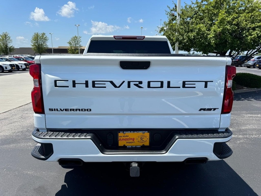 2022 Chevrolet Silverado 1500 RST photo 4