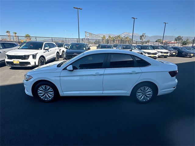 2019 Volkswagen Jetta 1.4T S photo 2