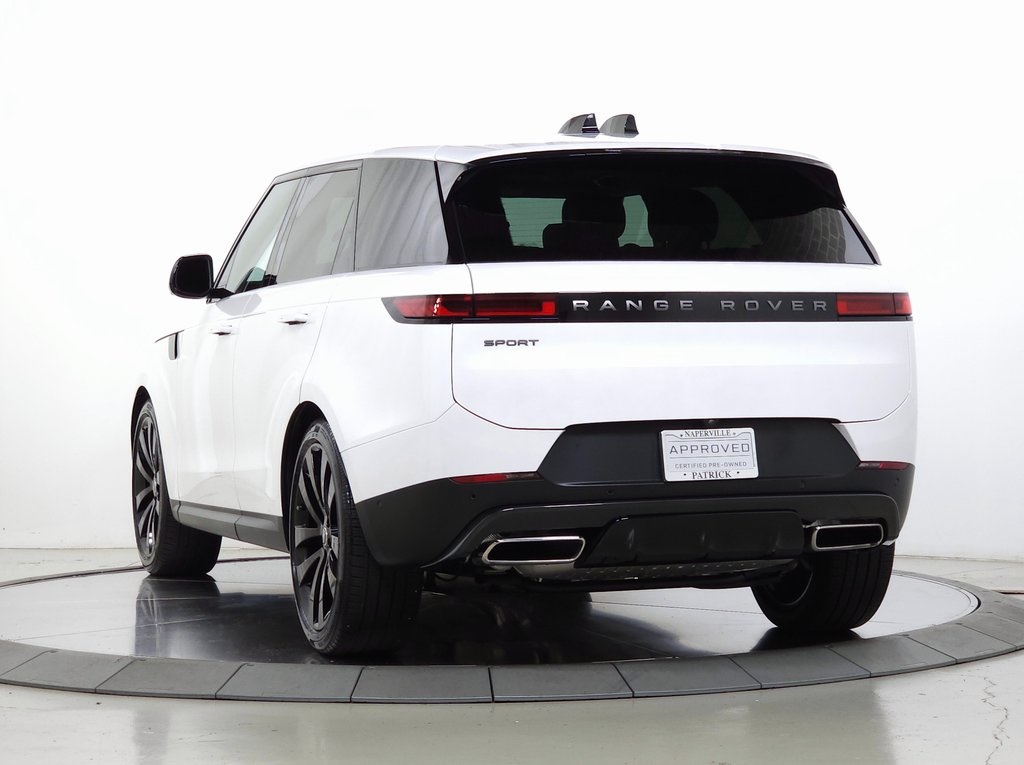 2024 Land Rover Range Rover Sport SE photo 2