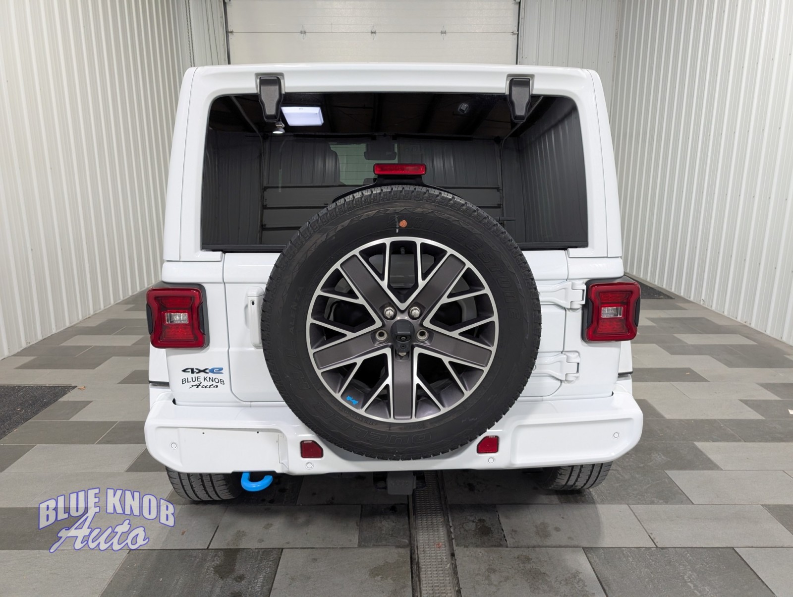 2022 Jeep Wrangler 4xe Unlimited Sahara High Altitude photo 2