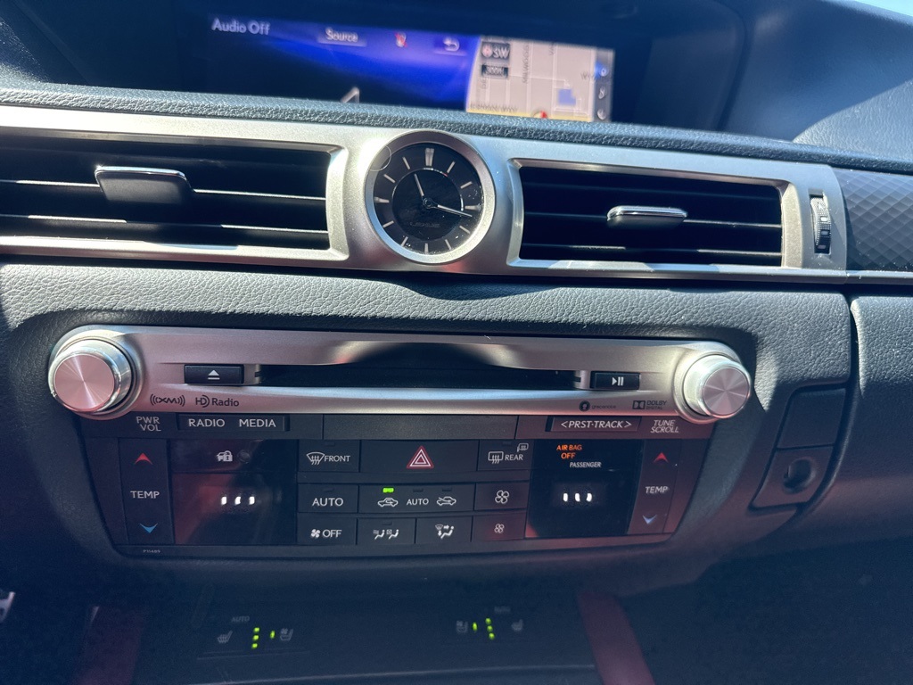 2017 Lexus GS 200t F SPORT photo 11