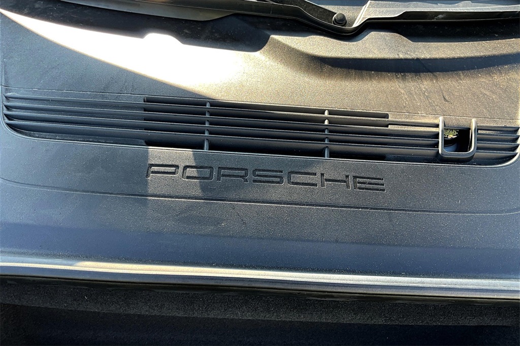 2025 Porsche Cayman S photo 26