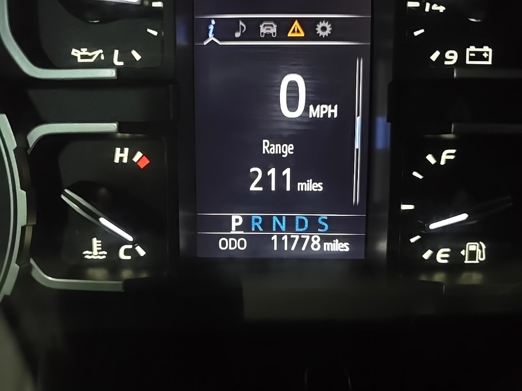 2020 Toyota Tundra SR5 Grade photo 24