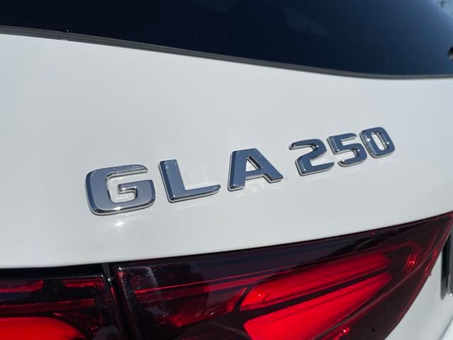 2025 Mercedes Benz GLA 250 photo 36