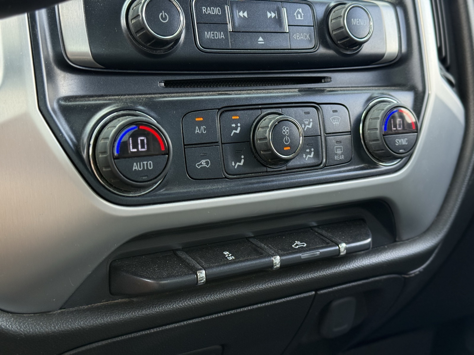 2017 Gmc Sierra 1500 SLE photo 19