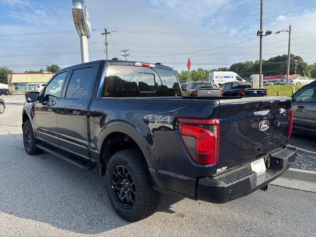 2025 Ford F-150 XLT photo 6