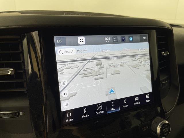 2023 Ram 2500 Tradesman photo 3