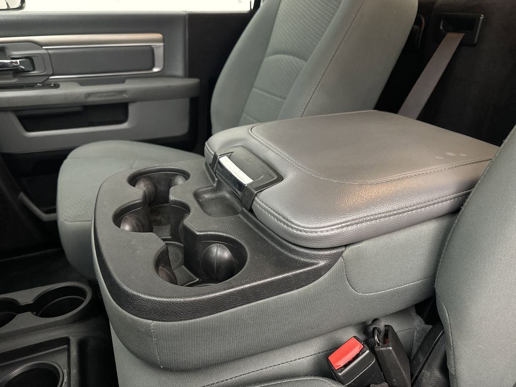 2018 Ram 3500 Tradesman SLT photo 14