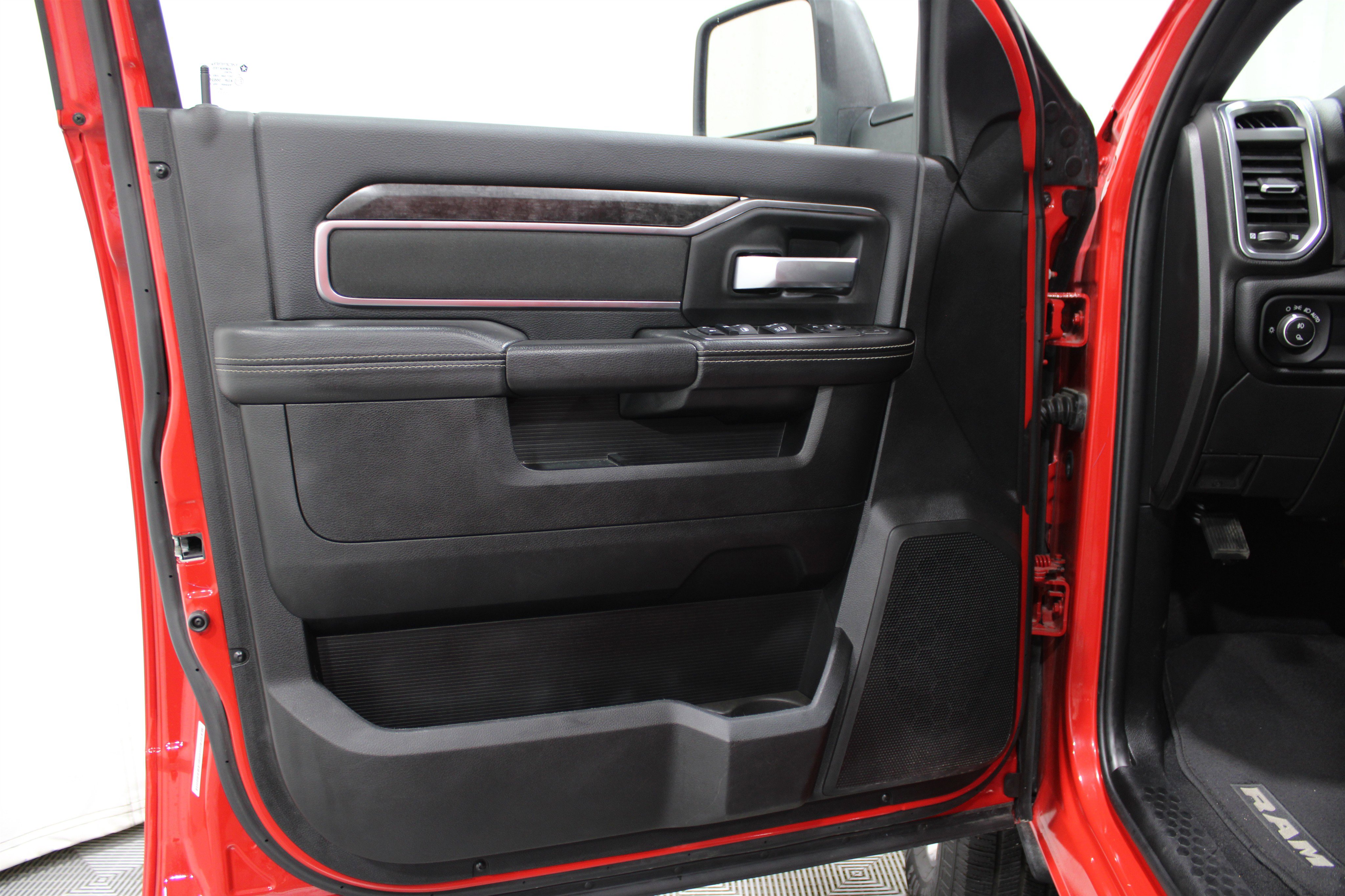 2024 Ram 2500 Big Horn photo 5