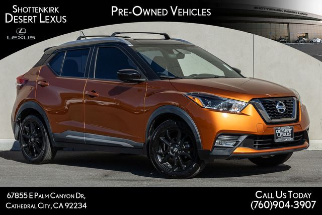 2019 Nissan Kicks SR's photo