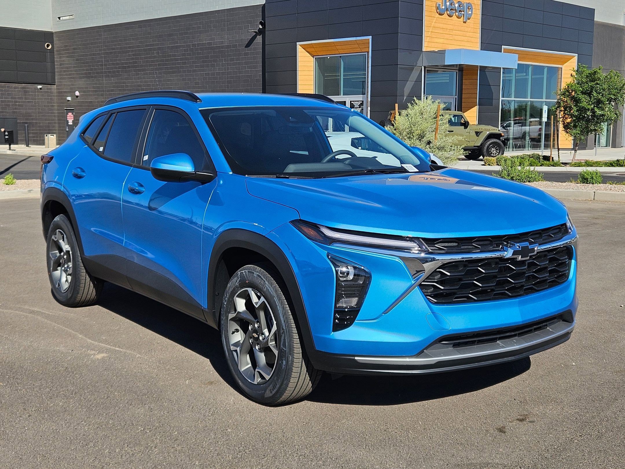 2026 Chevrolet Trax LT photo 4