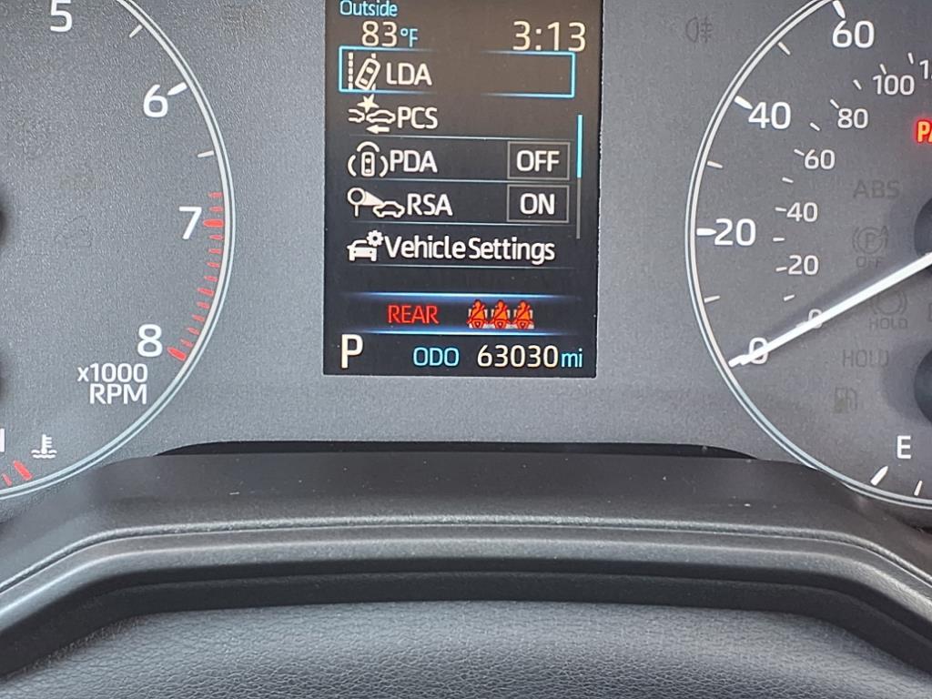 2023 Toyota Corolla Cross L photo 20