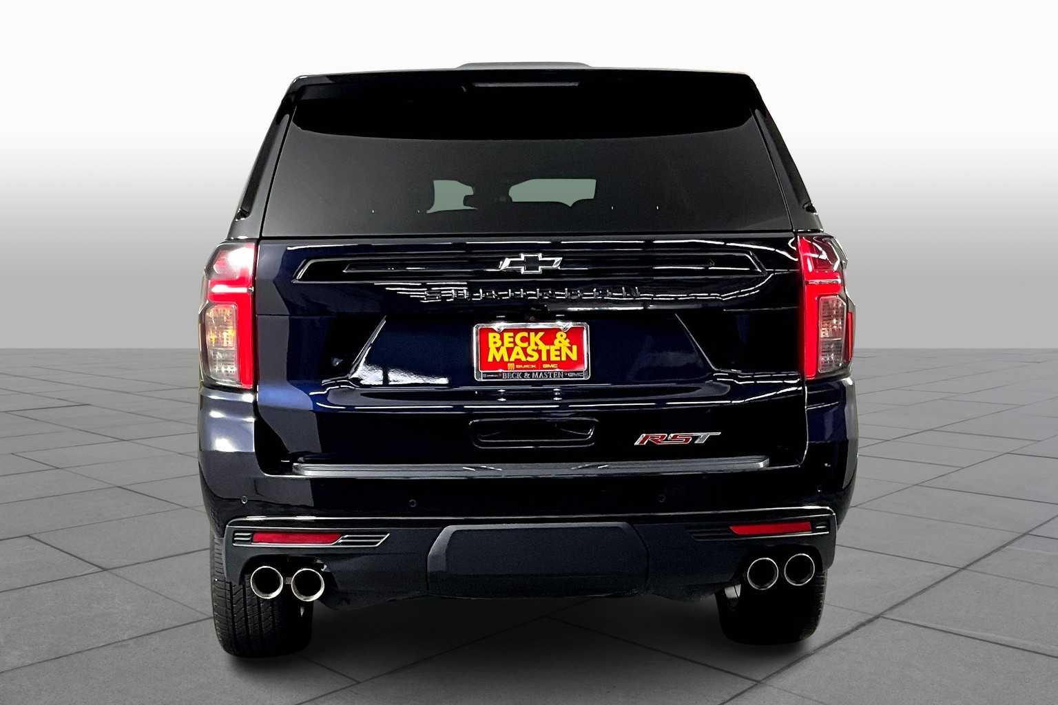 2024 Chevrolet Suburban RST photo 4