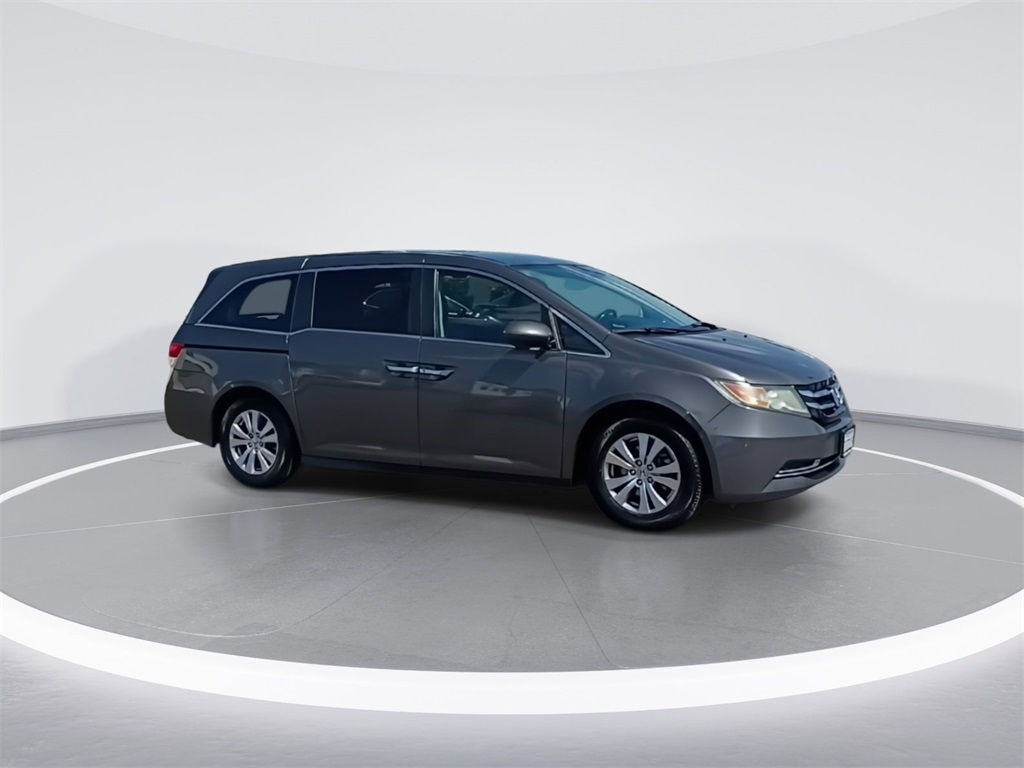 2016 Honda Odyssey EX-L photo 2