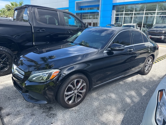 2017 Mercedes Benz C 300 4MATIC photo 2