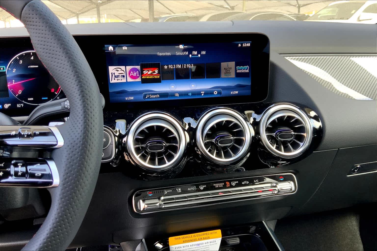 2025 Mercedes Benz GLA 250 photo 13