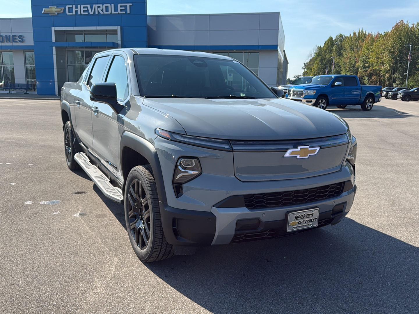 2026 Chevrolet Silverado EV LT photo 2