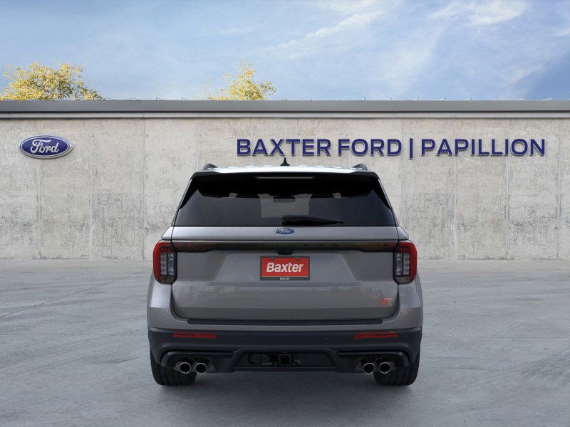 2025 Ford Explorer ST photo 18