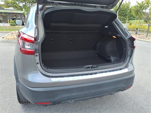 2020 Nissan Rogue Sport S photo 23