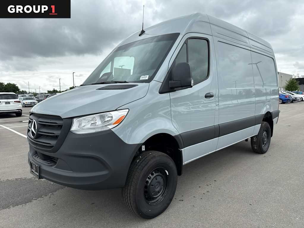 2025 Mercedes-Benz Sprinter Cargo Van Base's photo