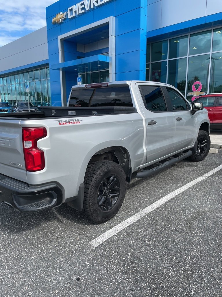 2019 Chevrolet Silverado 1500 Custom photo 5