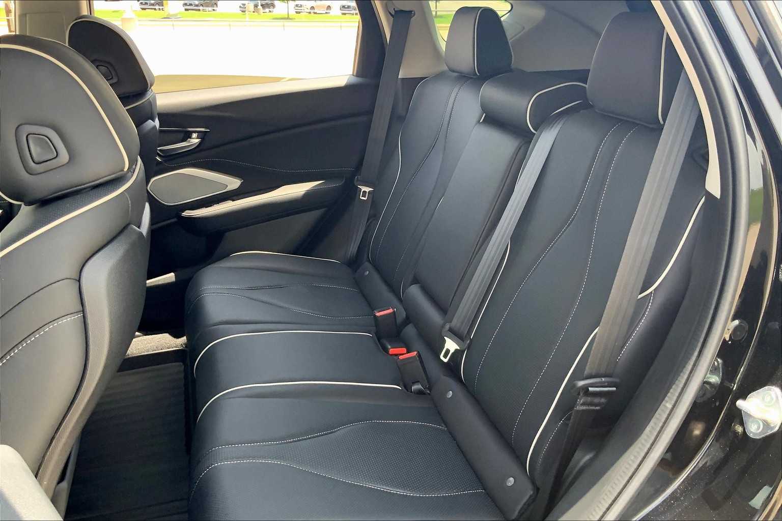 2024 Acura RDX Advance photo 16