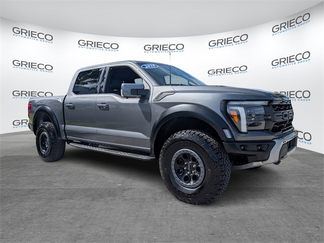 2025 Ford F-150 Raptor's photo