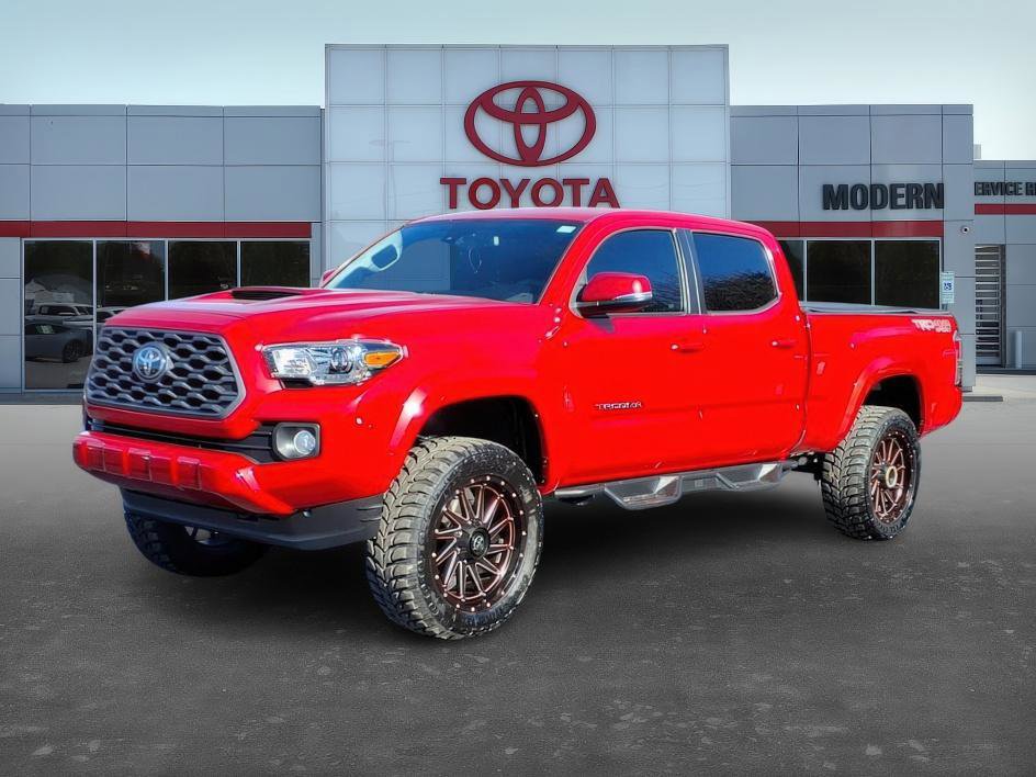 2020 Toyota Tacoma TRD Sport's photo