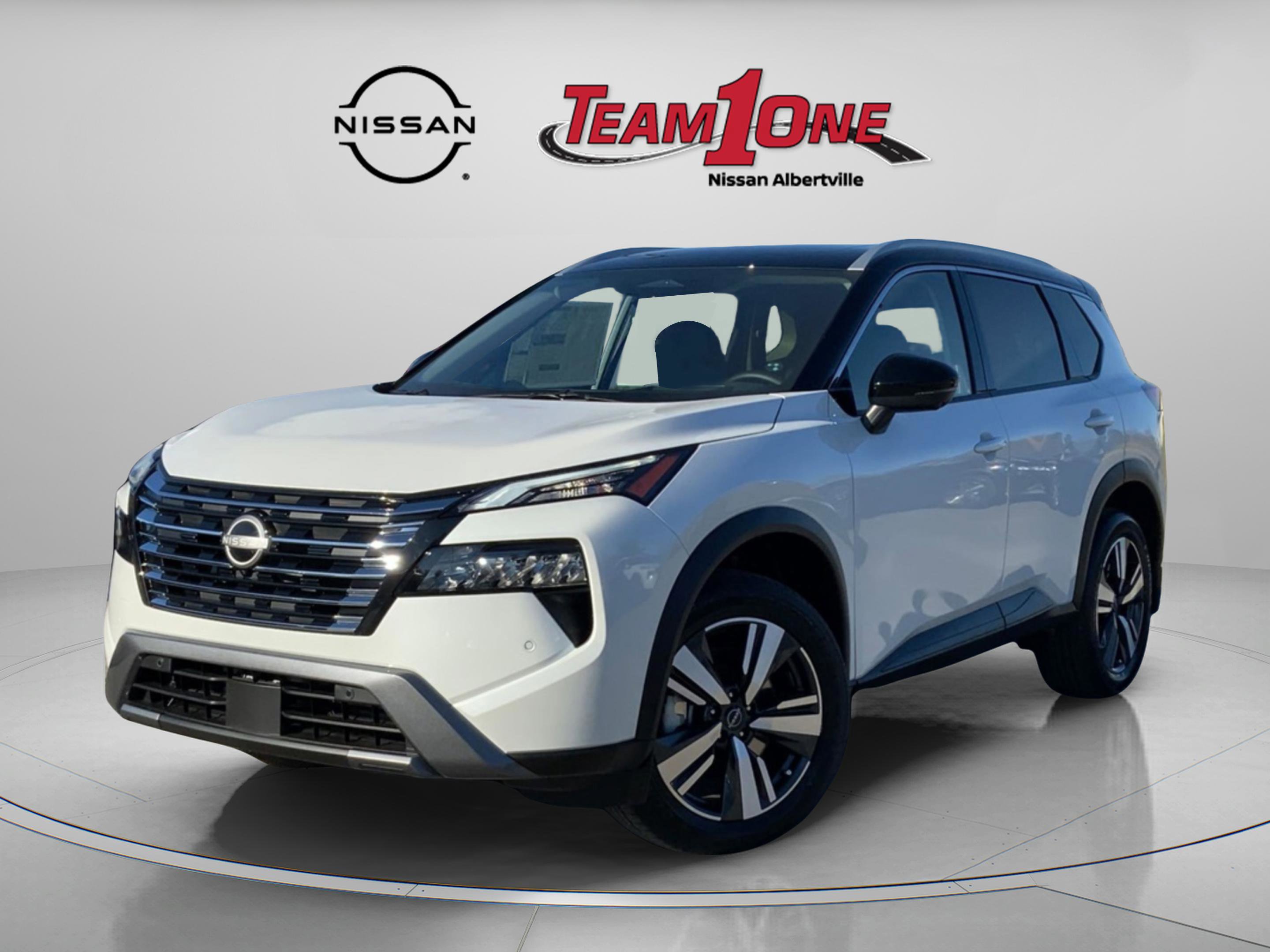 2025 Nissan Rogue SL photo 2
