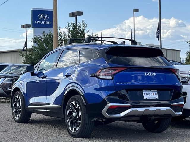 2023 Kia Sportage photo 3