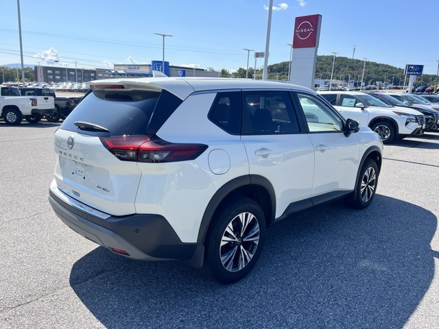 2023 Nissan Rogue SV photo 5