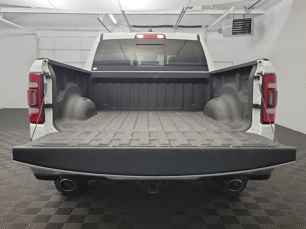2020 Ram 1500 Laramie photo 18