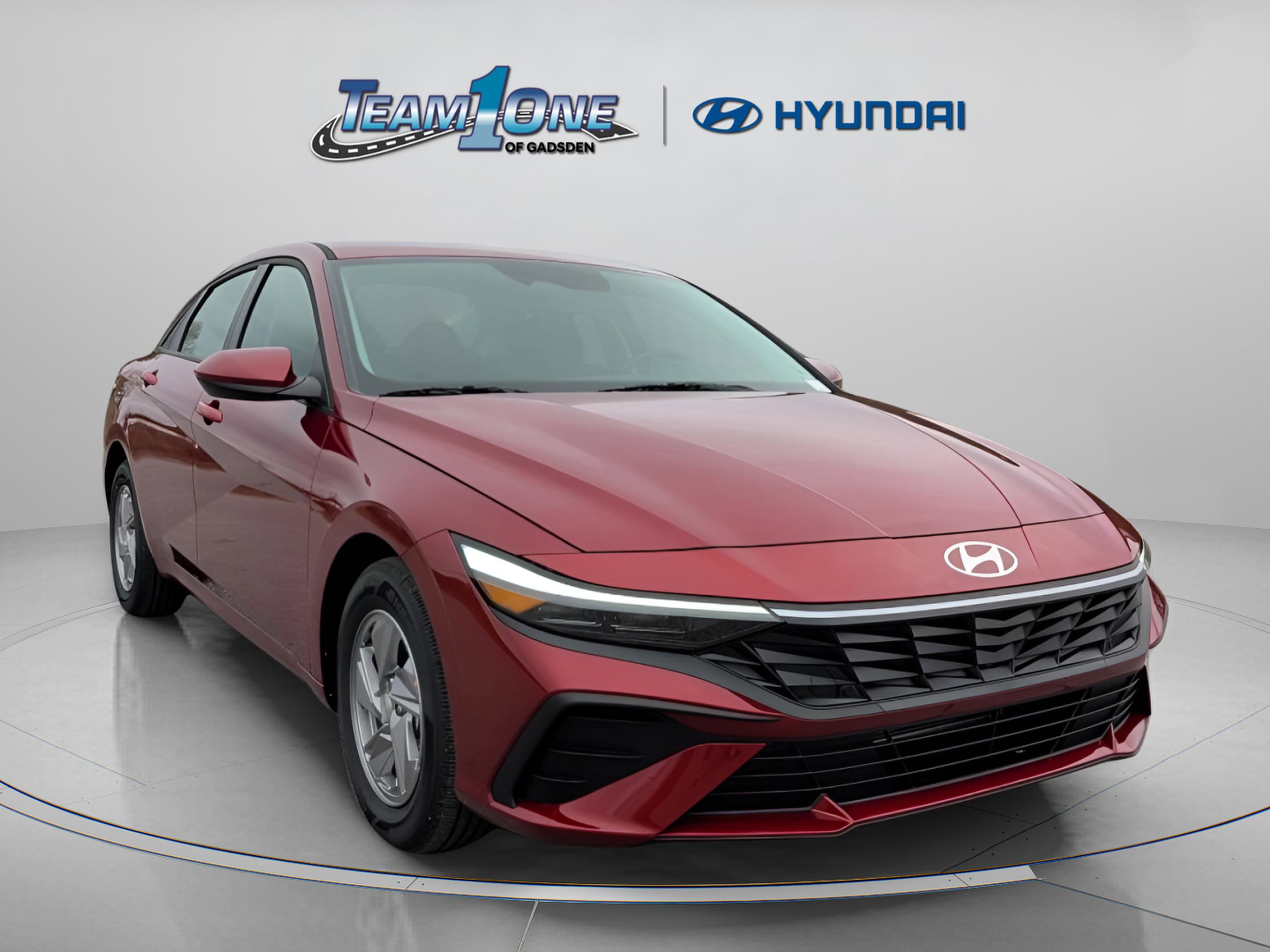 2026 Hyundai Elantra SE's photo